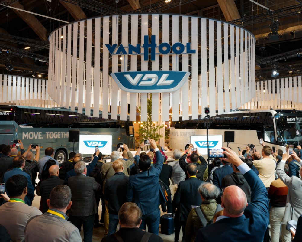 VDL Bus Group presents new coach at Busworld